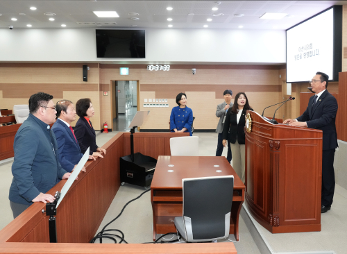 영등포구의회 의원들 아산시의회 방문